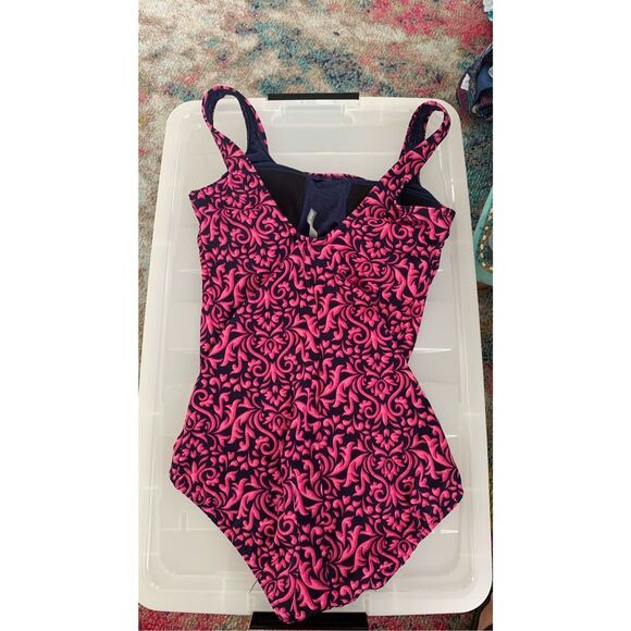Women's Lands End Pink Navy Hobo Printed One Piece Bathing Swimsuit - Picture 6 of 10